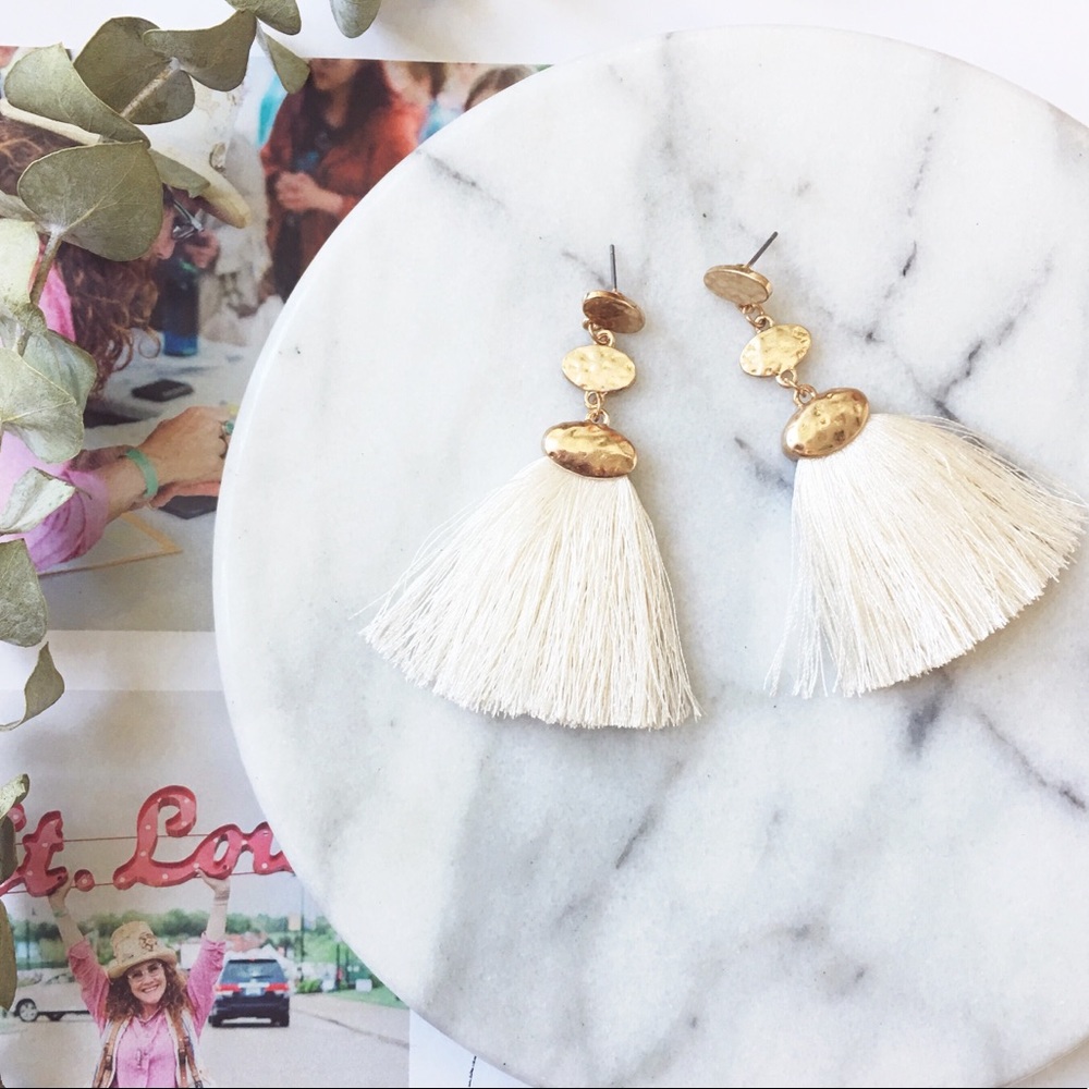 NWT boho tassel earrings